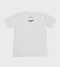 Load image into Gallery viewer, Vaeau Family Studio Manumea T-Shirt